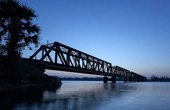 Batticaloa lagoon and Kallady Bridge