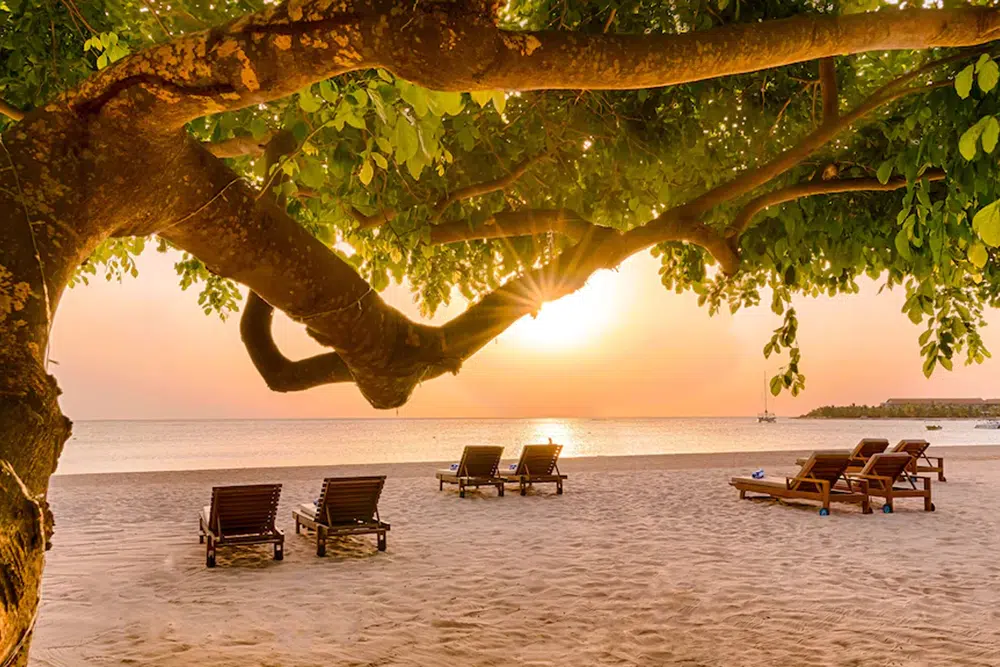 Sunrise over Pasikuda beach