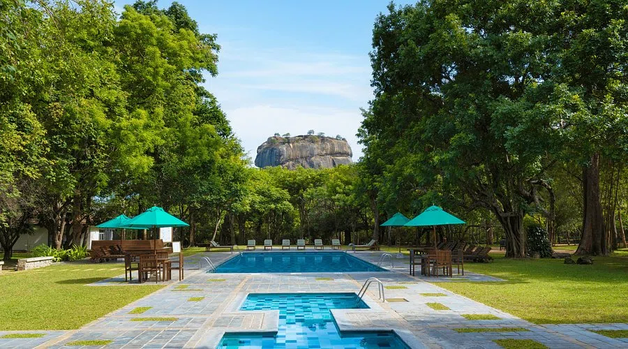Luxury Sigiriya resort with rock view