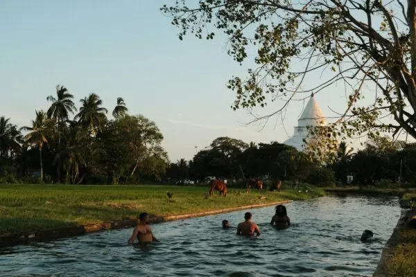 Tissamaharama lake and Kataragama region