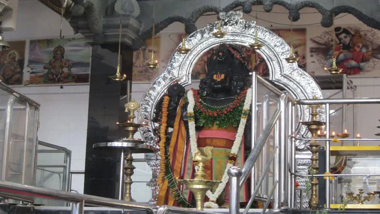 Panchamuga Anjaneyar Temple in Colombo
