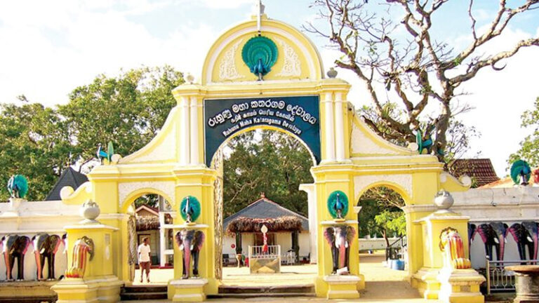 Kataragama_in_Sri_Lanka